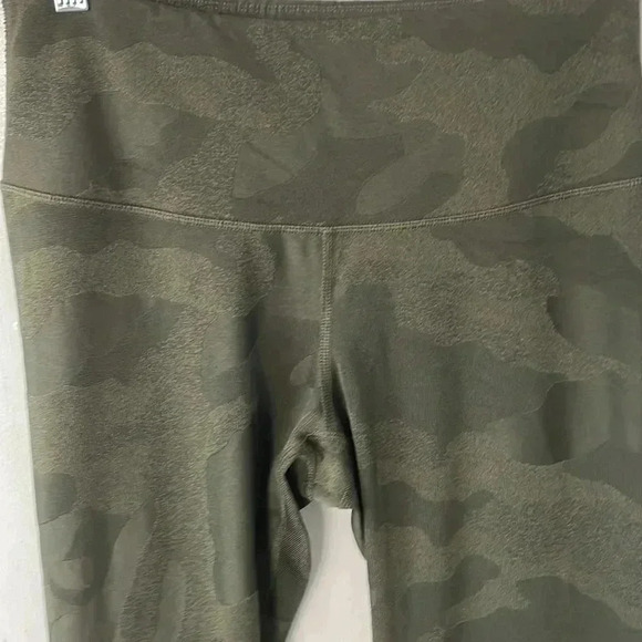 The northface motivation high rise tights camo - Picture 4 of 9